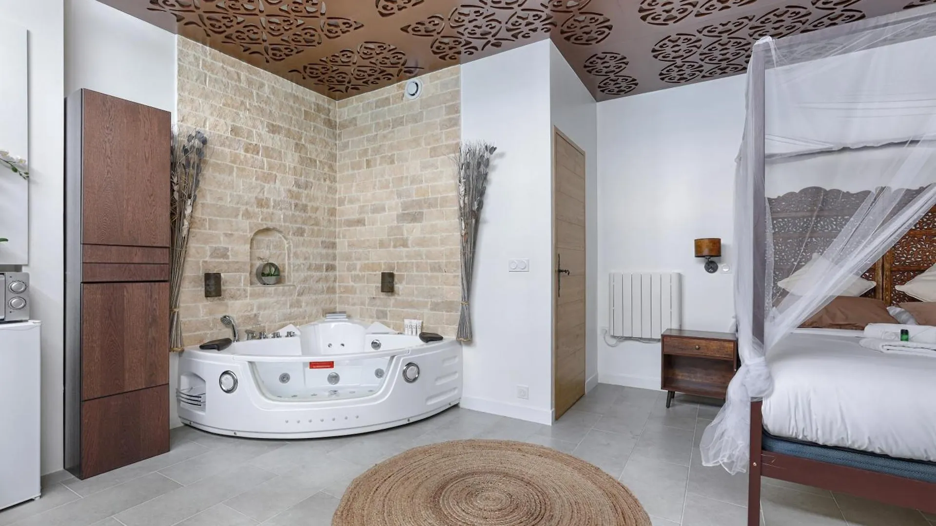 Mykeypers - Lovely With Jacuzzi * Paris